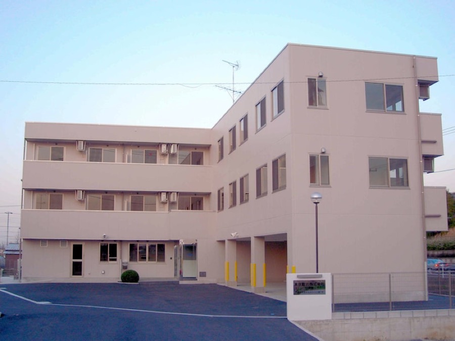 五井寮の建物外観
